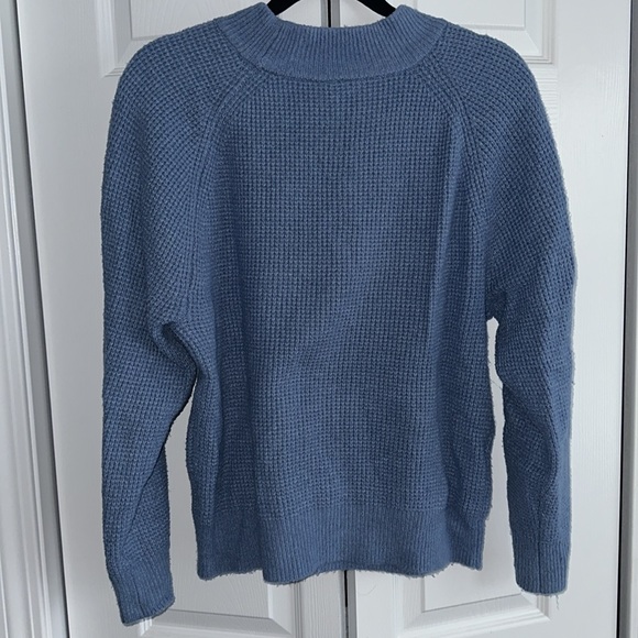 GAP Sweater - Picture 5 of 5